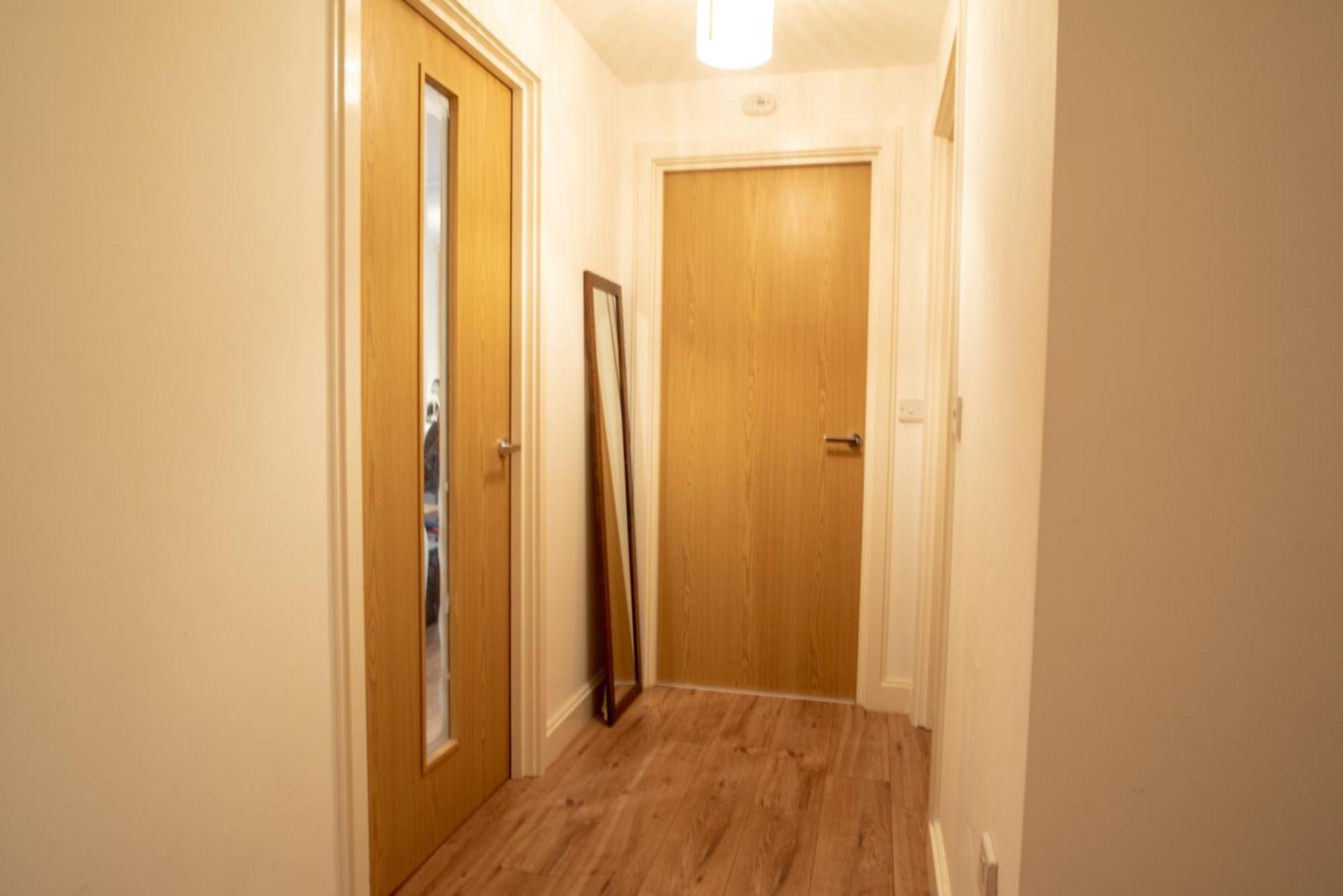 Spacious 1 Bed Apartment With Workspace, Coffee & Free Secure Parking Birmingam Exterior foto