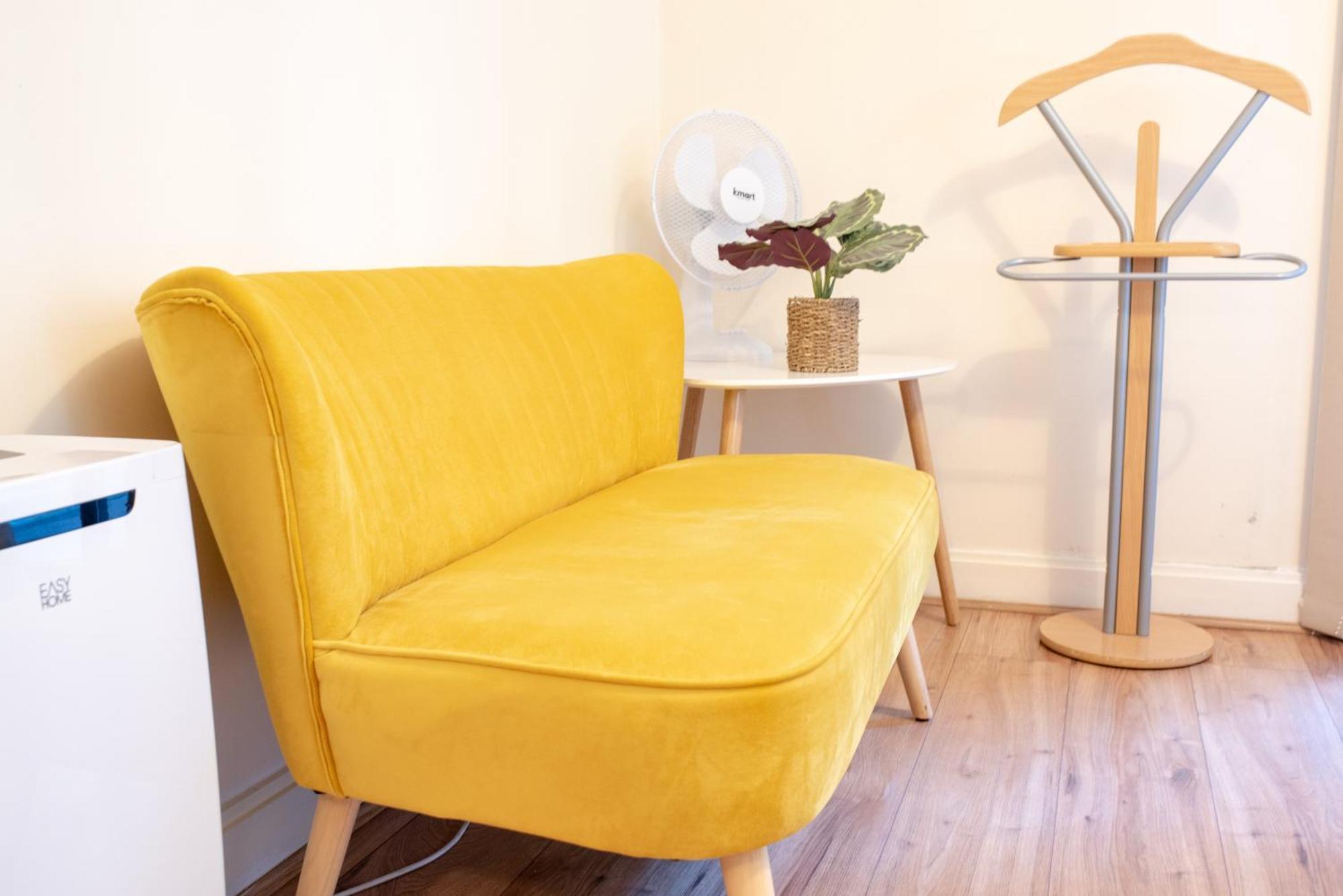 Spacious 1 Bed Apartment With Workspace, Coffee & Free Secure Parking Birmingam Exterior foto
